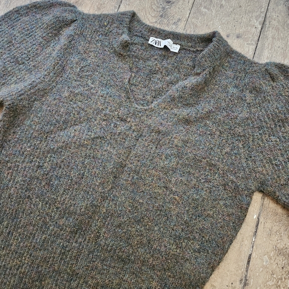 Zara Sweater Top - Picture 4 of 4